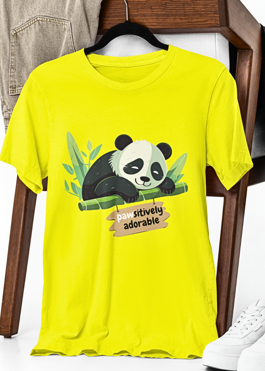 Cuddle-Worthy : Women's Graphic Tee