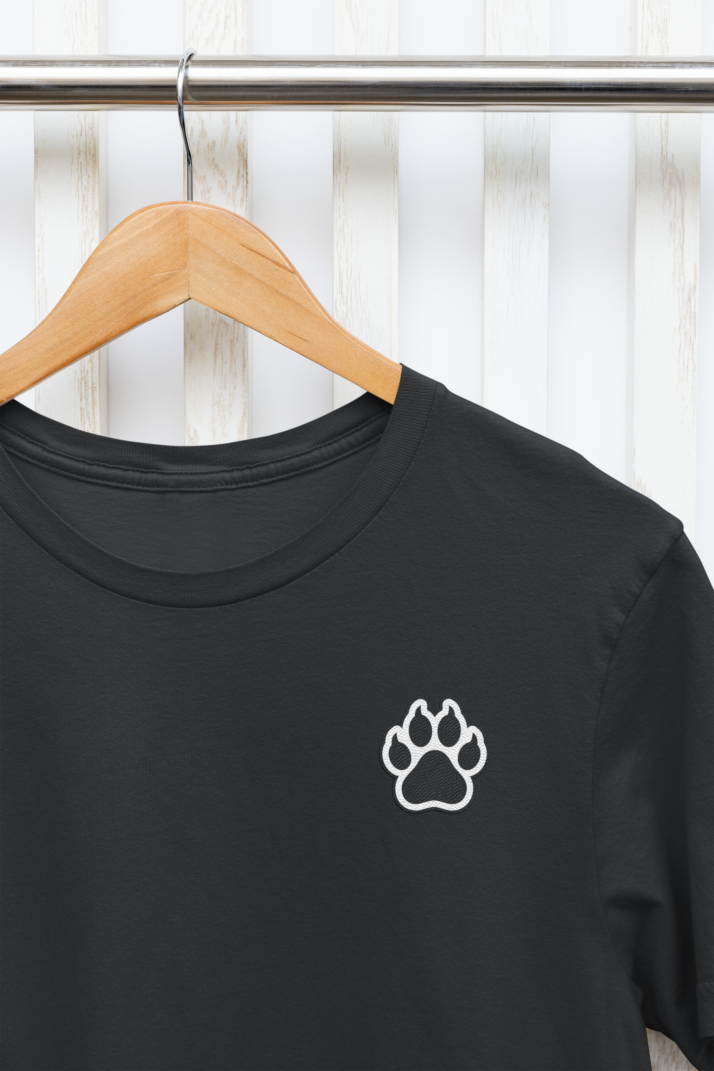 Inked Wolf Men's Graphic Tee with Paw Pocket