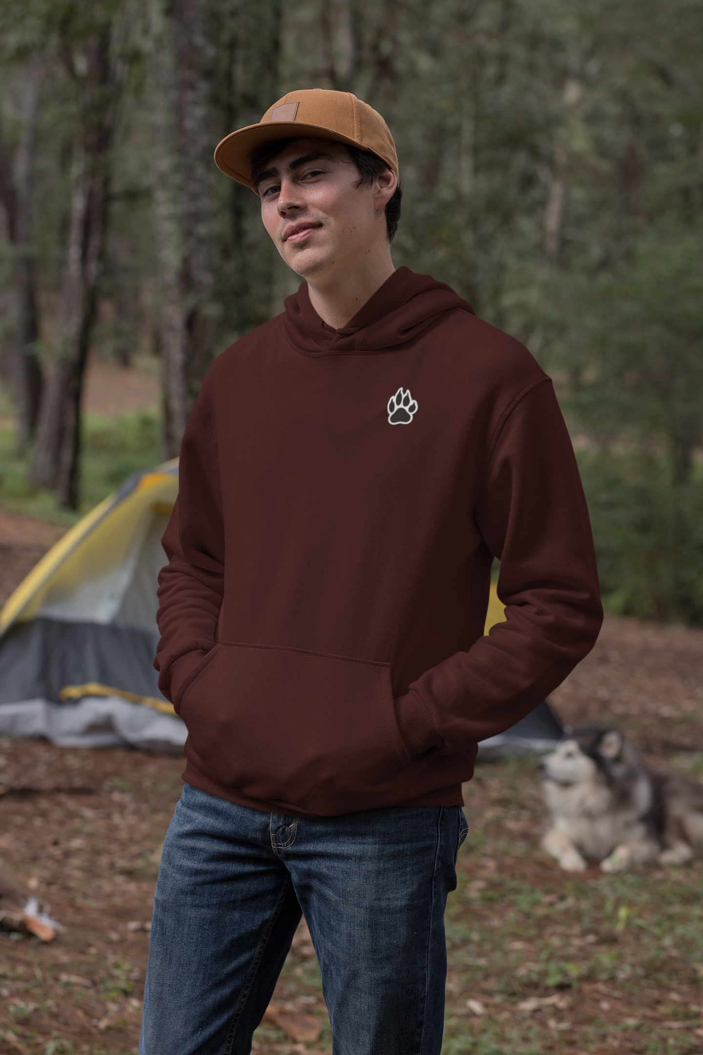 Echoing Howl Men's Hoodie with Paw Pocket